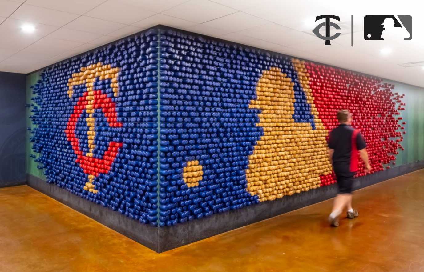 Minnesota Twins — instalação com tacos de beisebol